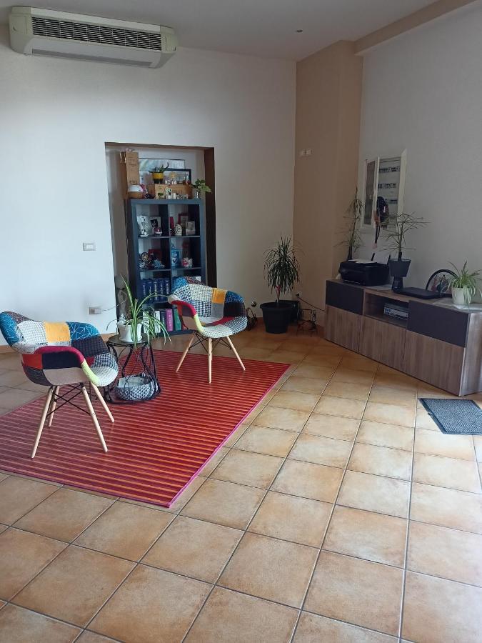 أرتينا Il Faggio 17 B&B المظهر الخارجي الصورة